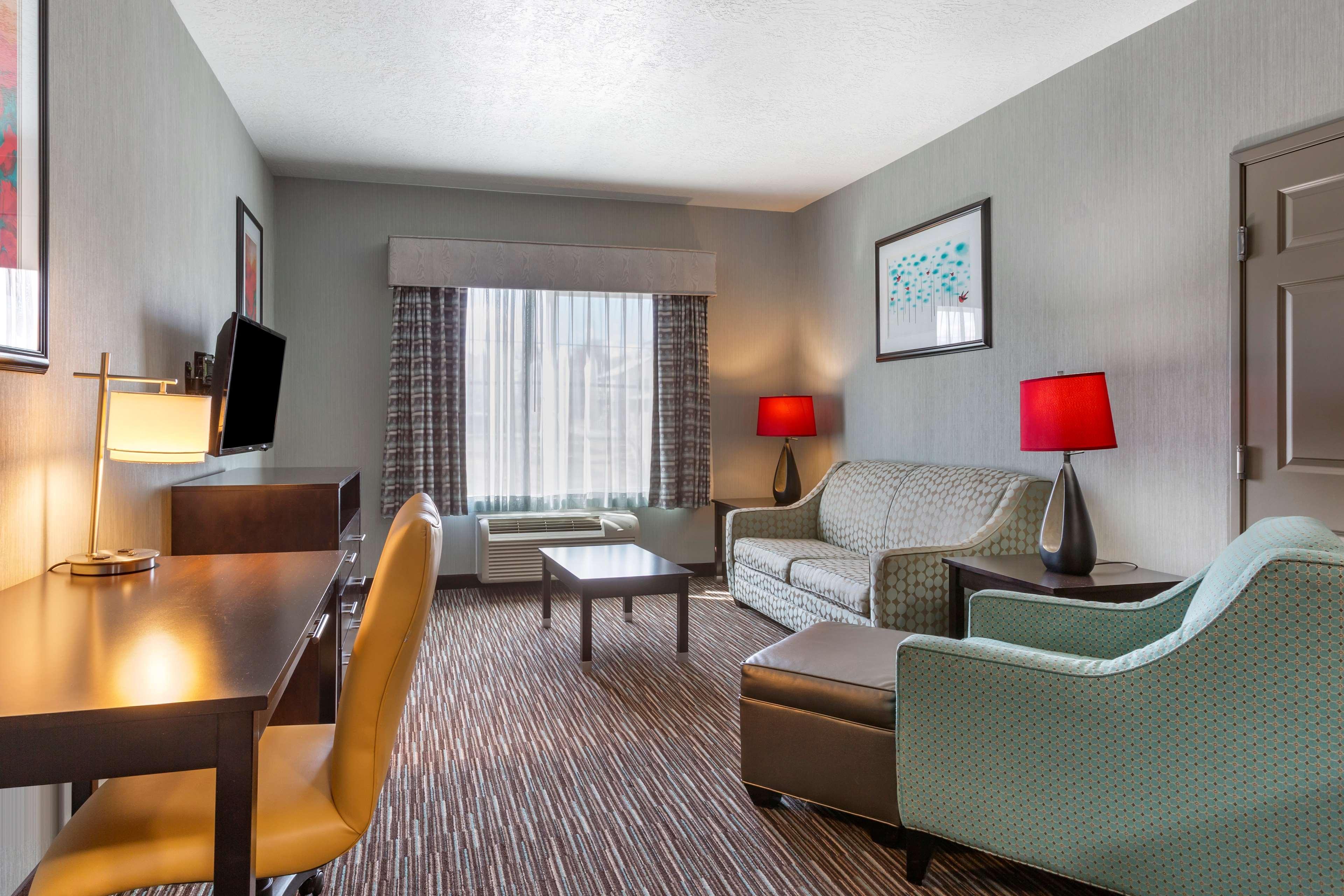 Best Western Plus Gallup Inn & Suites Exteriör bild