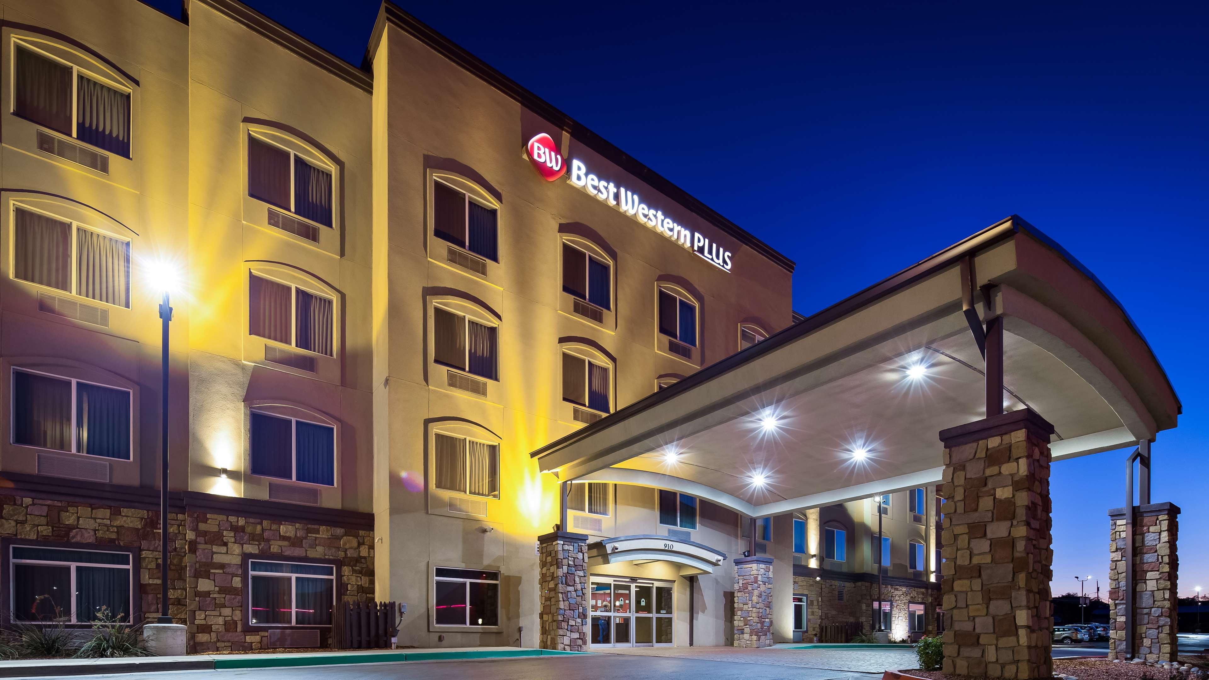 Best Western Plus Gallup Inn & Suites Exteriör bild