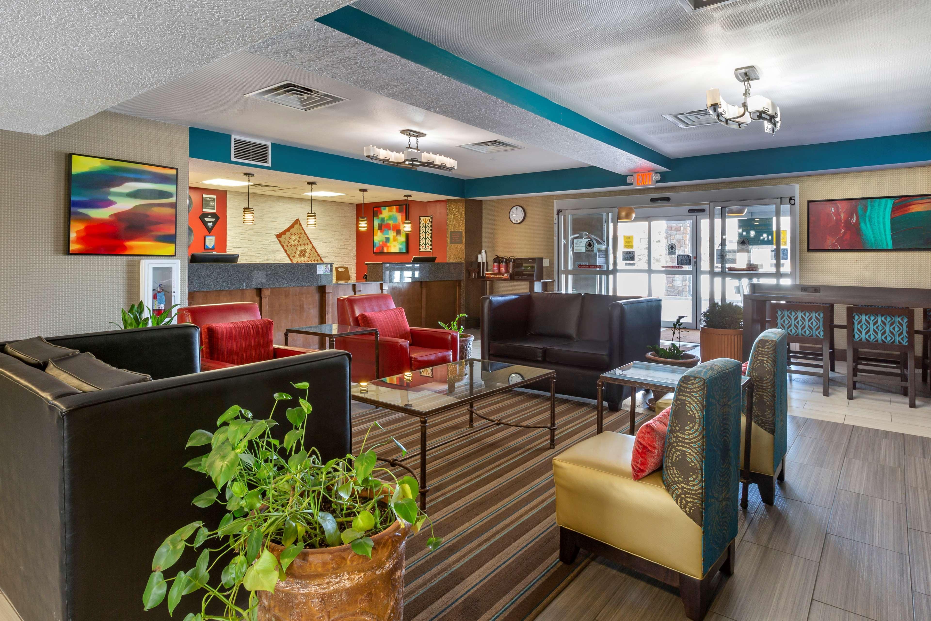 Best Western Plus Gallup Inn & Suites Exteriör bild