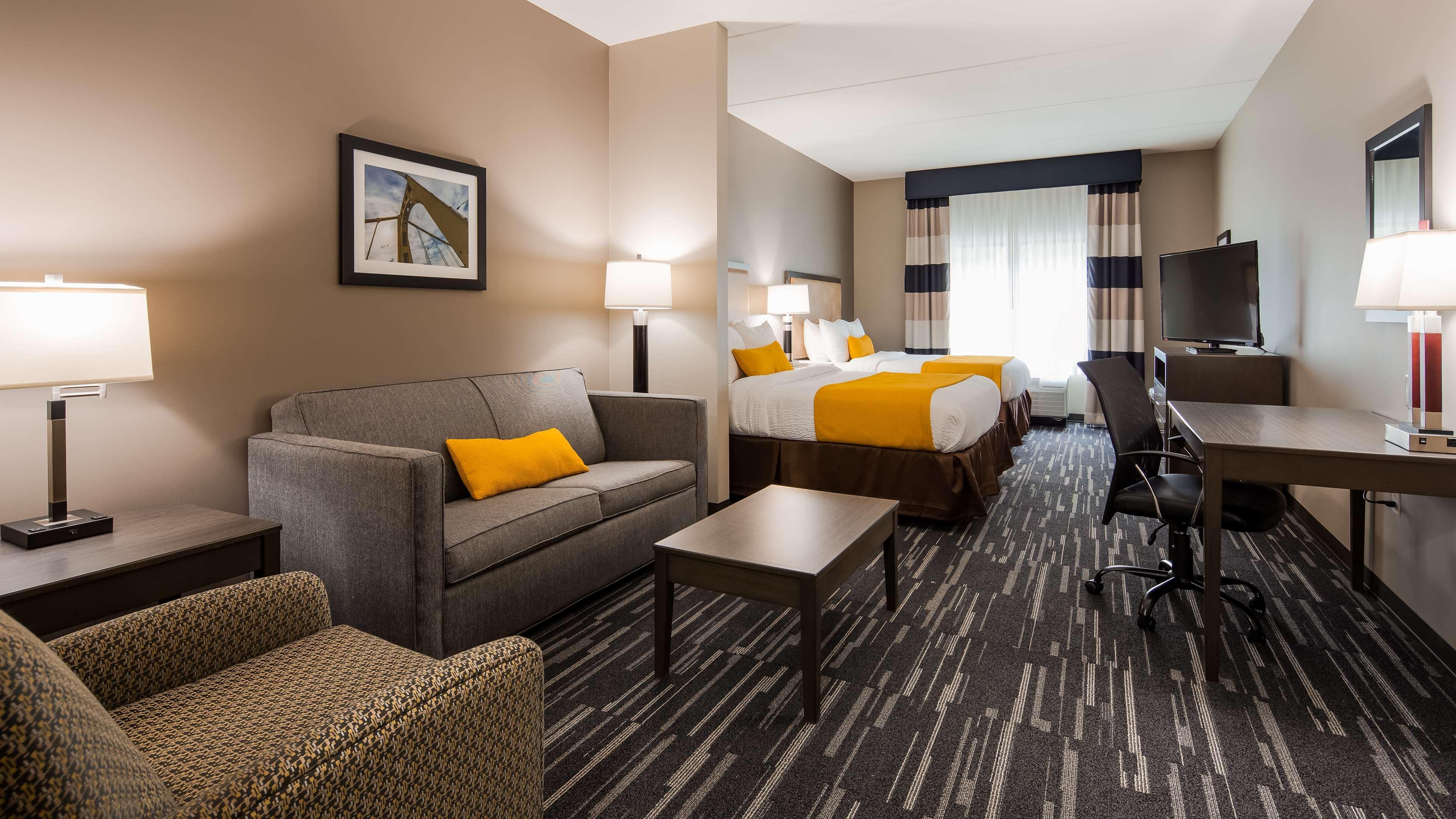 Best Western Plus Gallup Inn & Suites Exteriör bild
